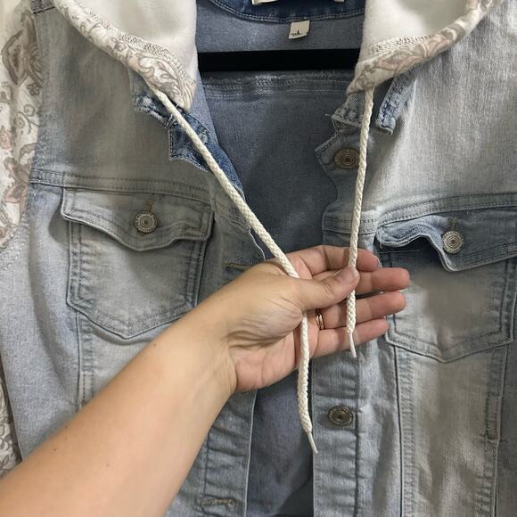 💥Wallflower The Dreamer Fit Knit Sleeve Jacket Junior sz Large Floral Boho denim - Picture 3 of 10